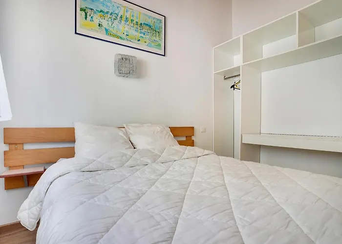 Semesterbostad Stunning In